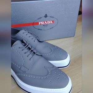 Men's Gray Brogue Shoes